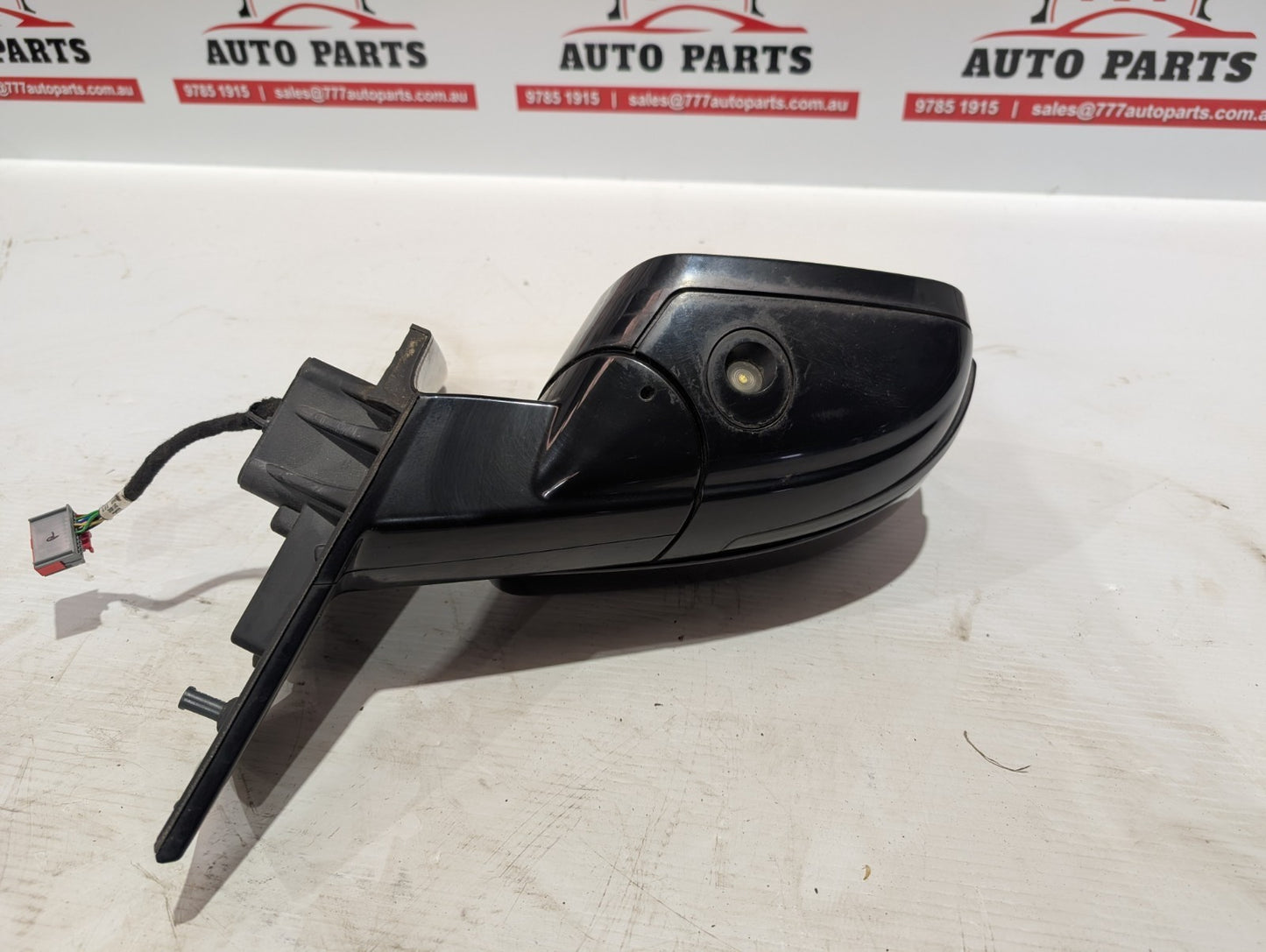 LANDROVER DISCOVERY SPORT RIGHT DOOR MIRROR L550, NON WATER WADING, NON MEMORY,