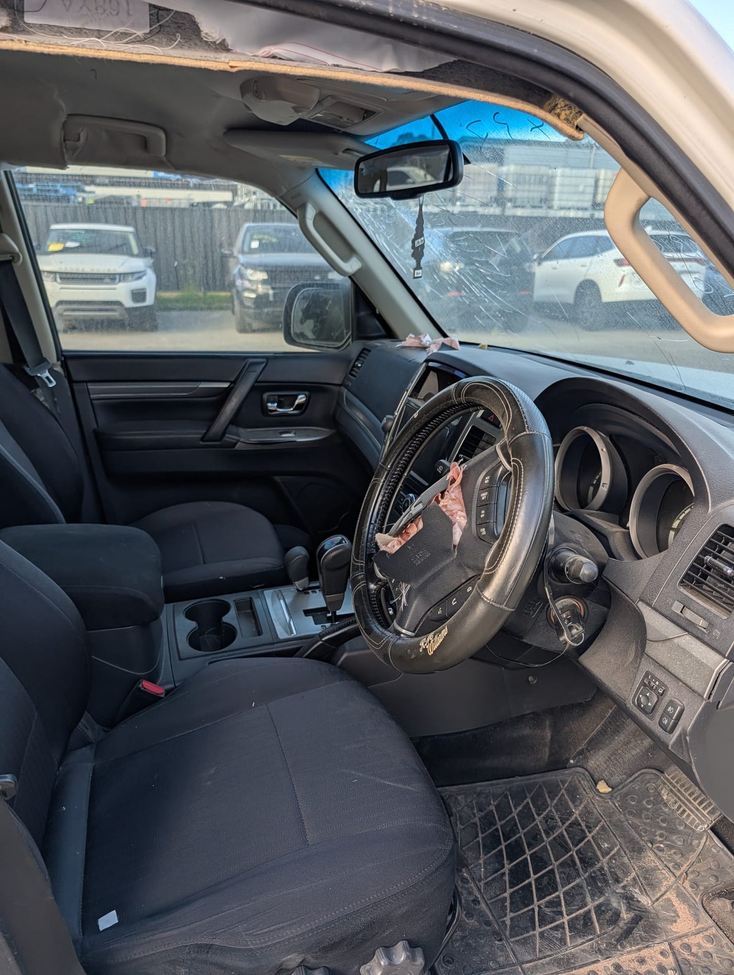 2017 Mitsubishi Pajero 3.2