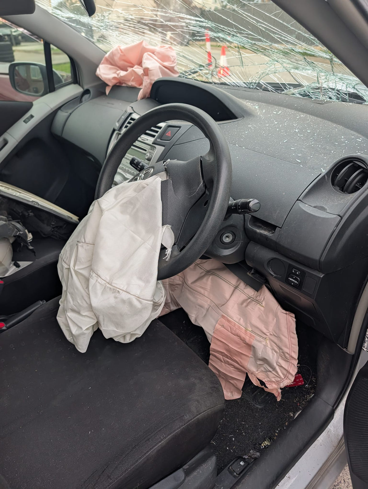 2006 Toyota Yaris - Wrecking (#K013)