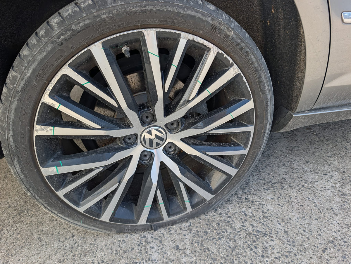 2014 Volkswagen CC stock 257 image 6