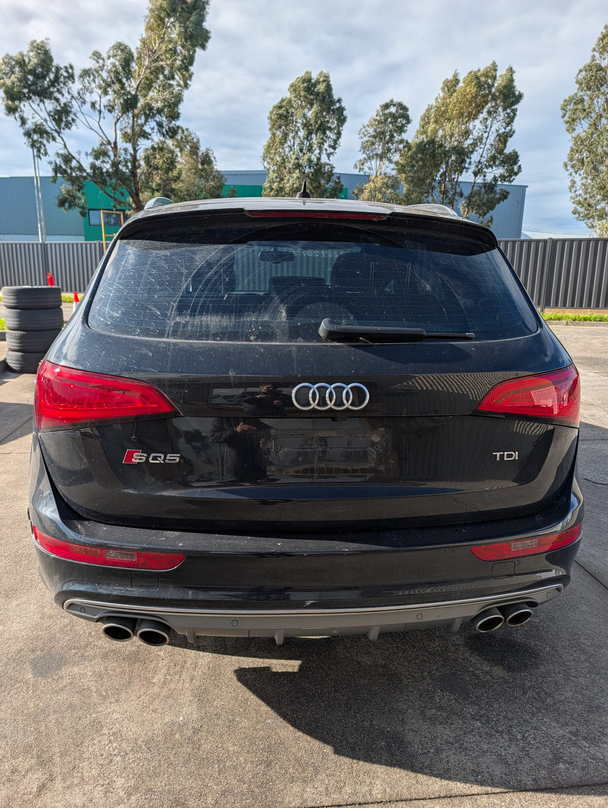 2014 Audi SQ5 3.0 TDI quattro wrecking for parts — photo 6