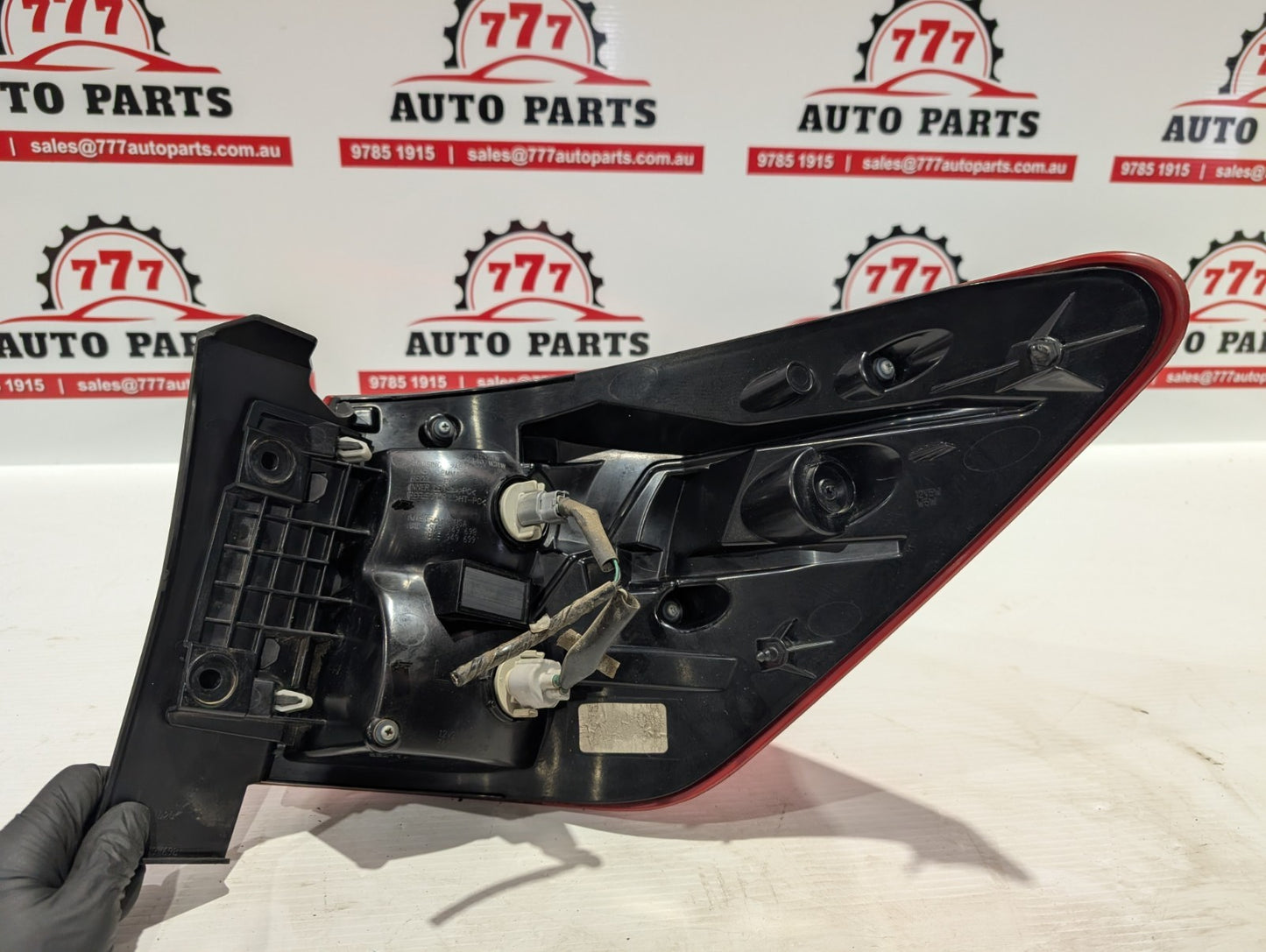 NISSAN PATHFINDER LEFT TAILLIGHT R52, 06/13-11/16