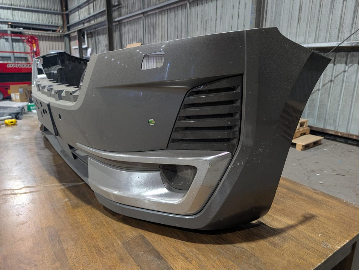 NISSAN PATROL FRONT BUMPER Y62, BUMPER BAR, W/ PARK SENSOR &amp; H/LAMP WASHER T