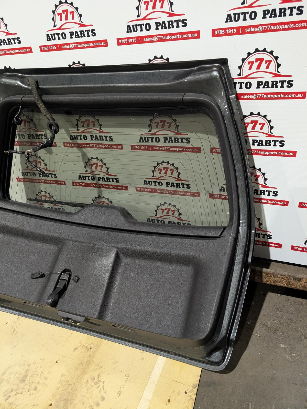FORD TERRITORY BOOTLID/TAILGATE TAILGATE, SY MKI-MKII, NON MOULD TYPE, 03/06-04/