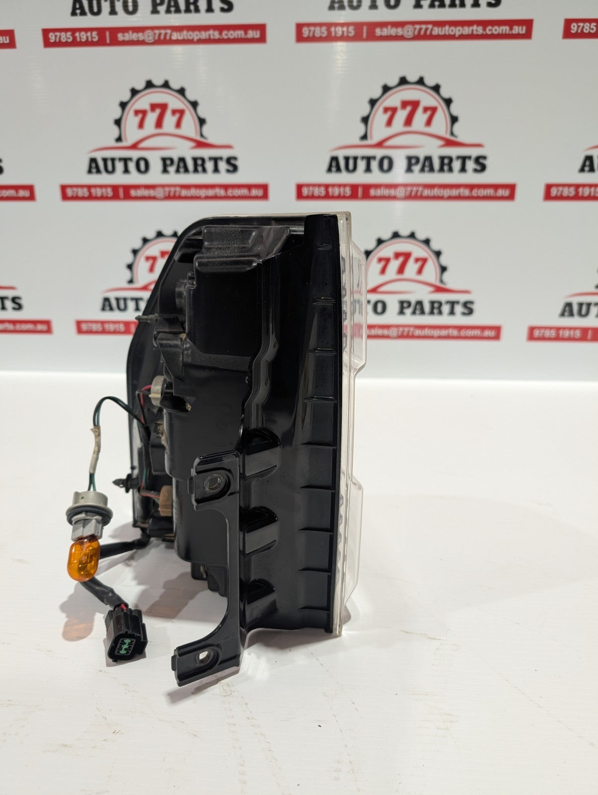 MITSUBISHI PAJERO RIGHT TAILLIGHT NS-NX, 5DR WAGON, IN BODY, 08/06-04/21 06 07 0