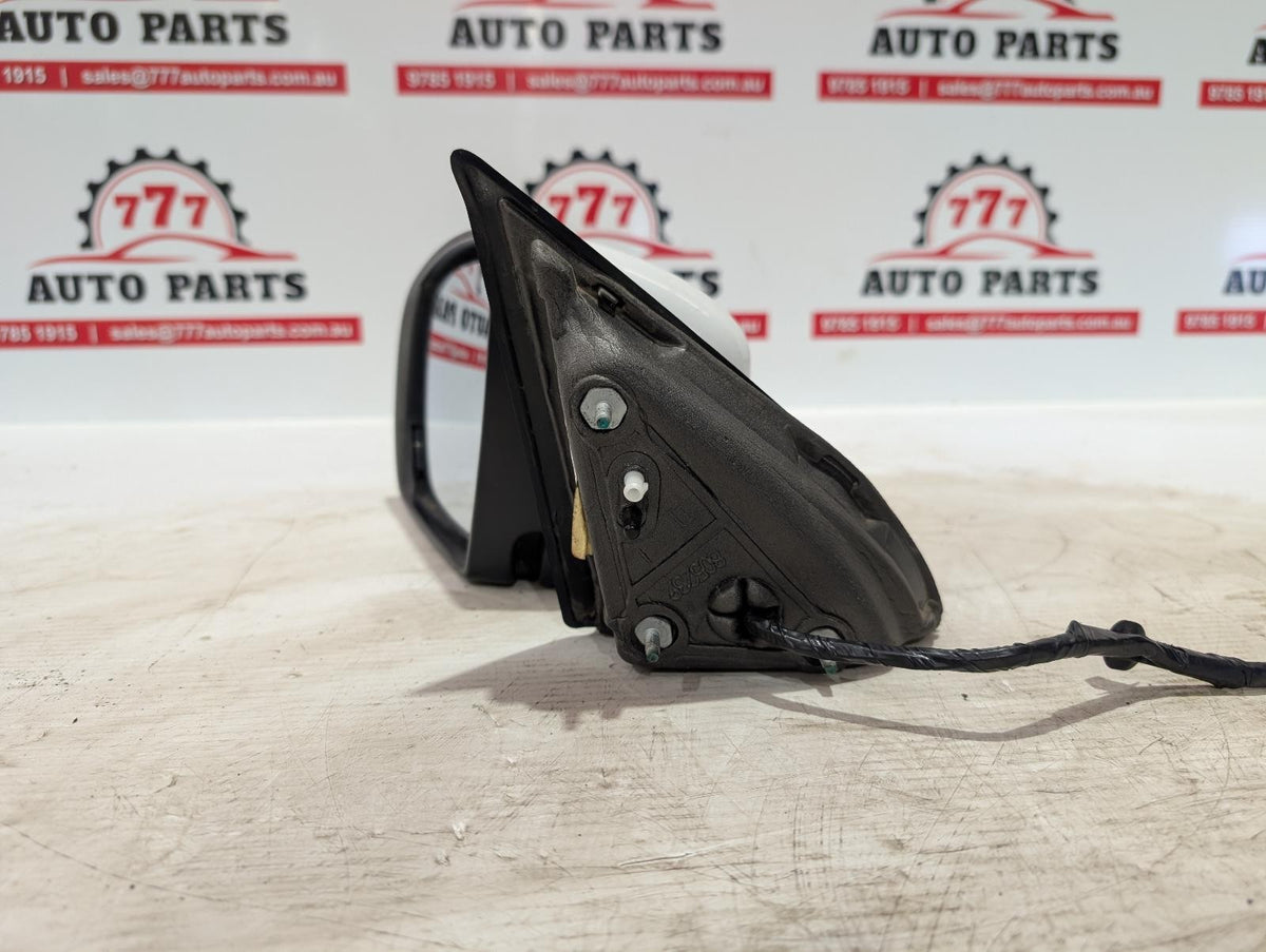 JEEP CHEROKEE LEFT DOOR MIRROR KL, POWER FOLD, COLOUR CODED, NON BLIND SPOT TYPE