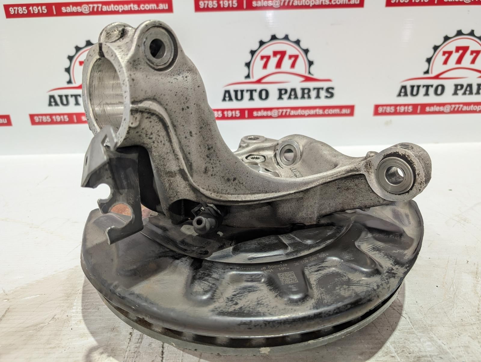 AUDI A3/S3 LEFT FRONT HUB ASSEMBLY 8V, 1.8/2.0, PETROL, 03/13-10/20