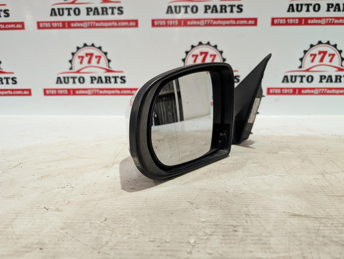 JEEP CHEROKEE LEFT DOOR MIRROR KL, POWER FOLD, COLOUR CODED, NON BLIND SPOT TYPE