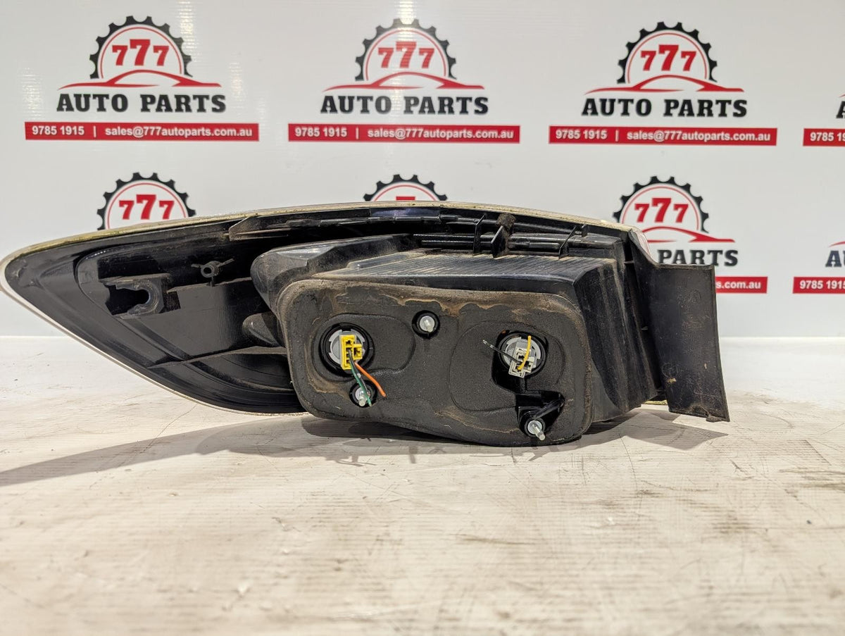 MAZDA 3 RIGHT TAILLIGHT BL, SEDAN, STANDARD TYPE, 04/09-10/13 09 10 11 12 13