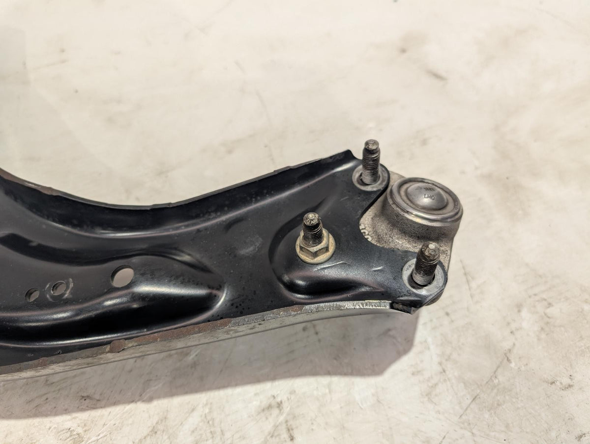 AUDI A3 RIGHT FRONT LOWER CONTROL ARM 8V, A3/S3, SEDAN/HATCH/CABRIO, 03/13-10/20