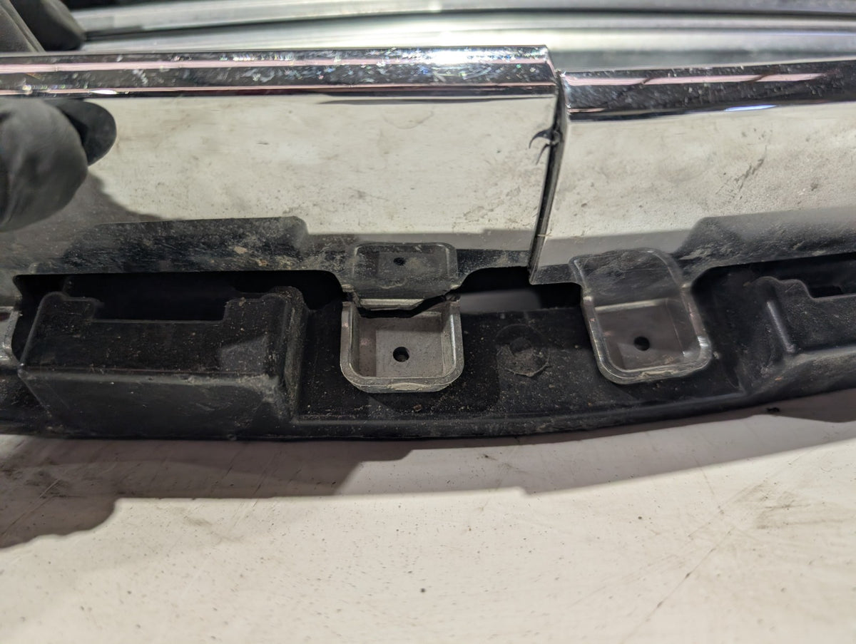 MAZDA CX9 GRILLE RADIATOR GRILLE, TC, STRIP TYPE, SILVER, NON CAMERA TYPE, 07/16