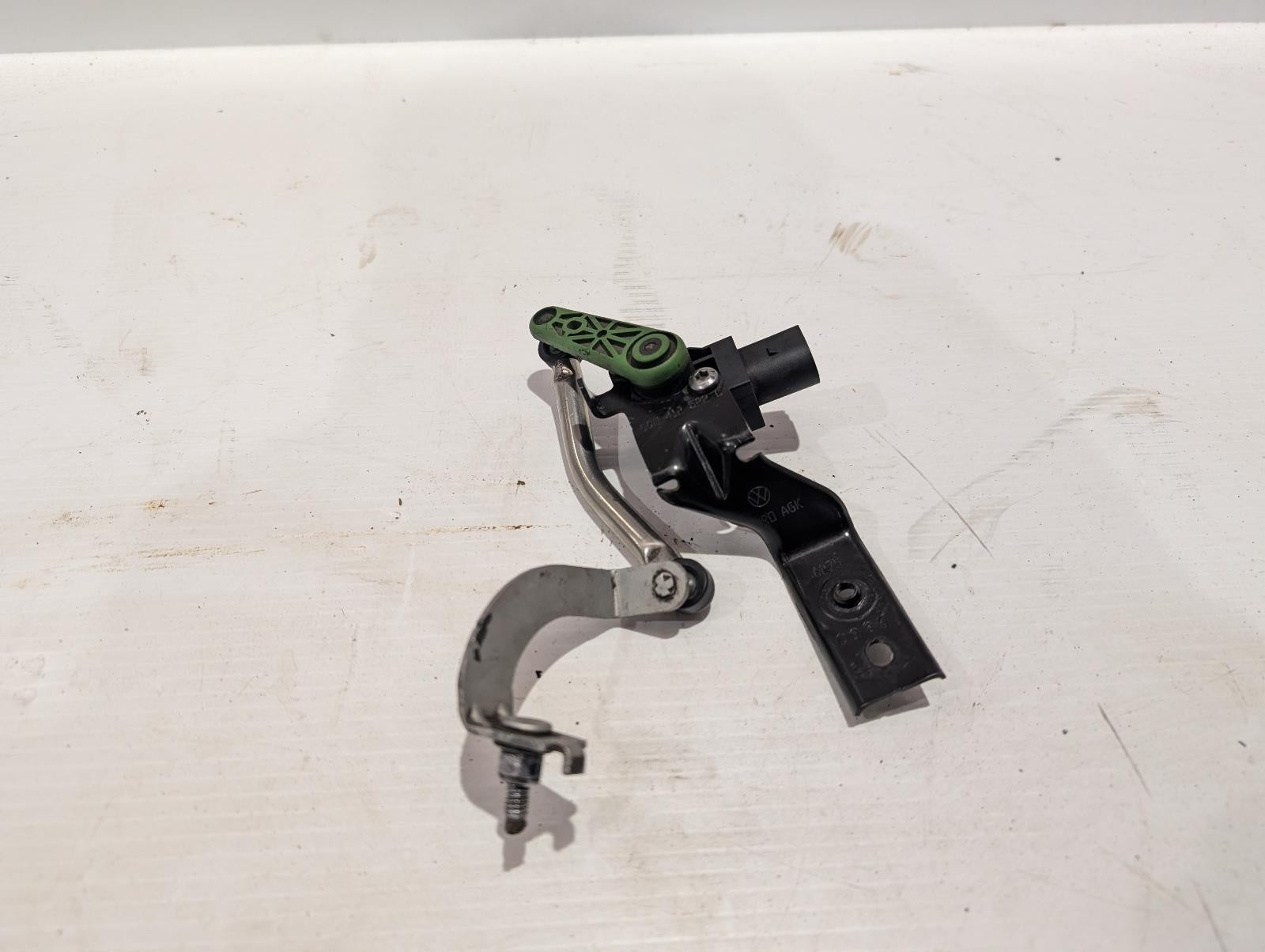AUDI A3/S3, 8V, HEADLIGHT LEVEL SENSOR, RH FRONT, 03/13-10/20