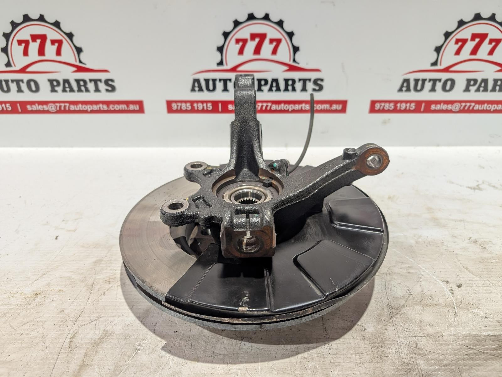 MG ZS RIGHT FRONT HUB ASSEMBLY AZS1, 09/17-06/25