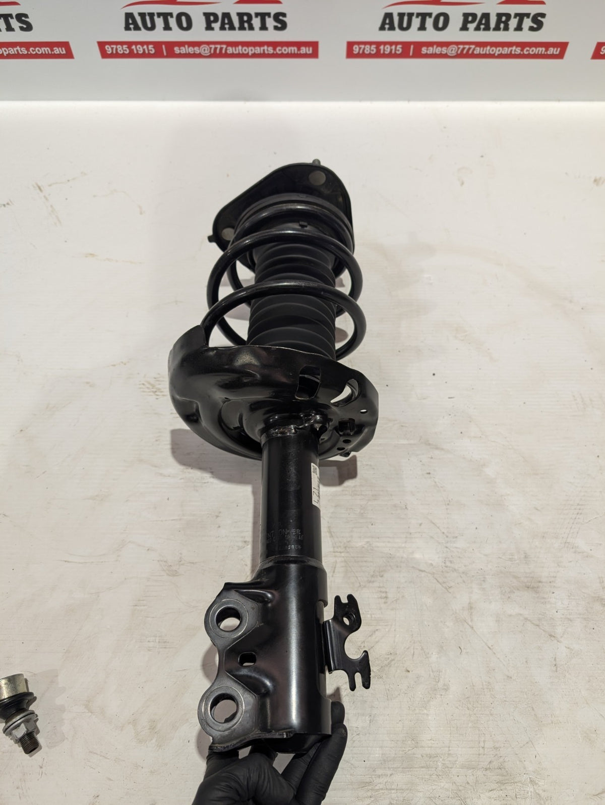 TOYOTA CAMRY LEFT FRONT STRUT XV70, NON HYBRID TYPE, 09/17-05/24 17 18 19 20 21