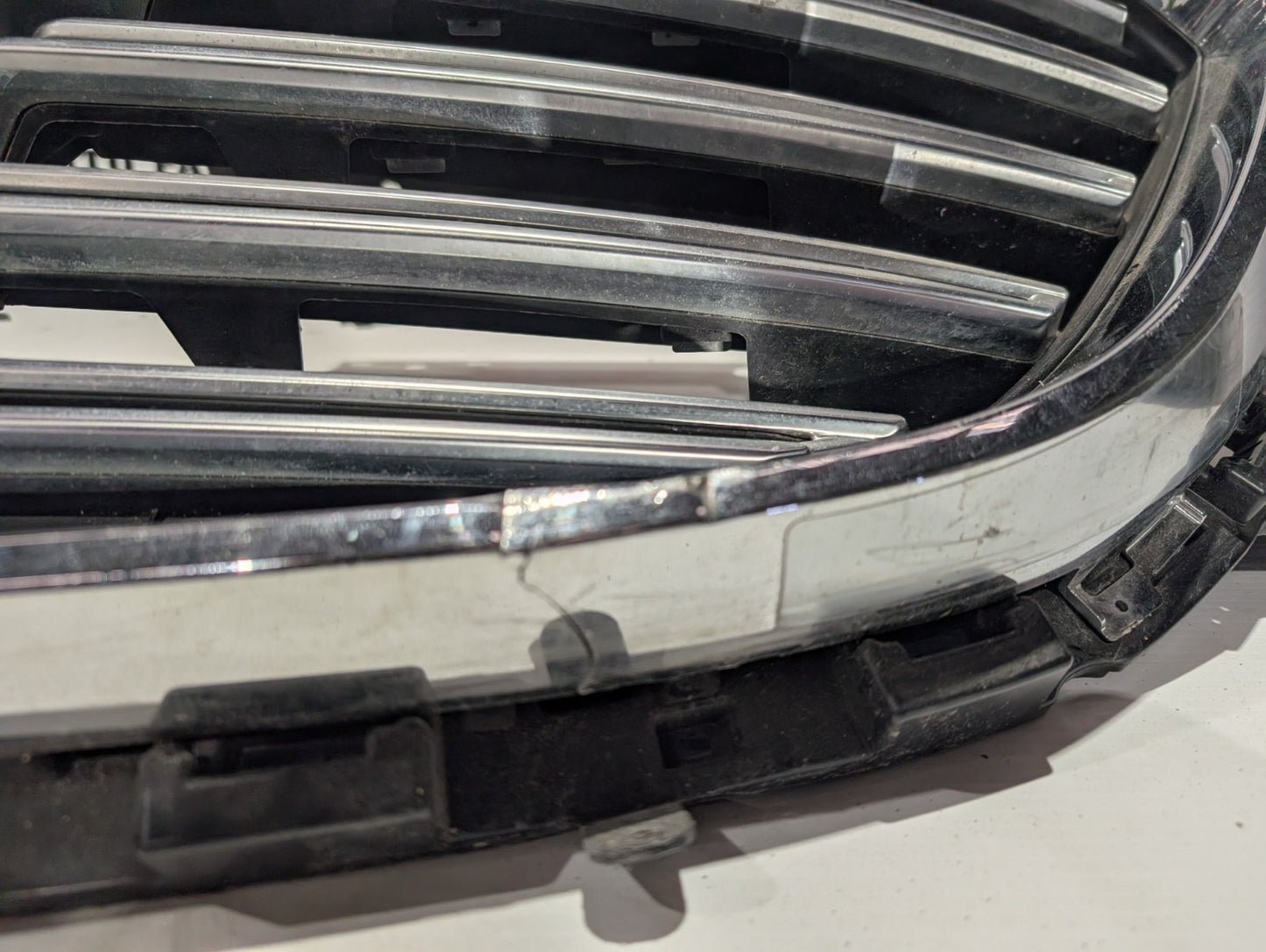 MAZDA CX9 GRILLE RADIATOR GRILLE, TC, STRIP TYPE, SILVER, NON CAMERA TYPE, 07/16