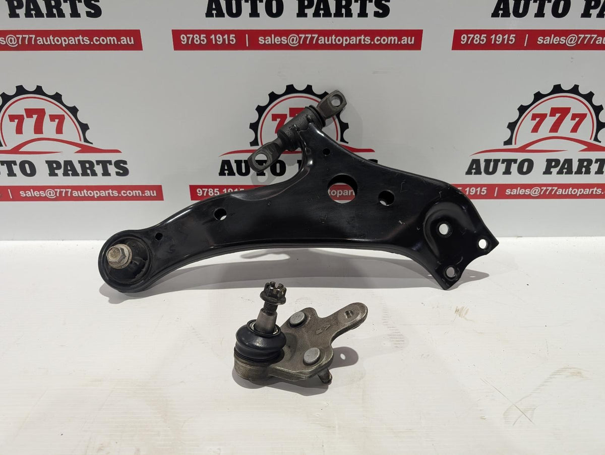 TOYOTA KLUGER RIGHT FRONT LOWER CONTROL ARM GSU50/GSU55, 12/13-02/21 13 14 15 16