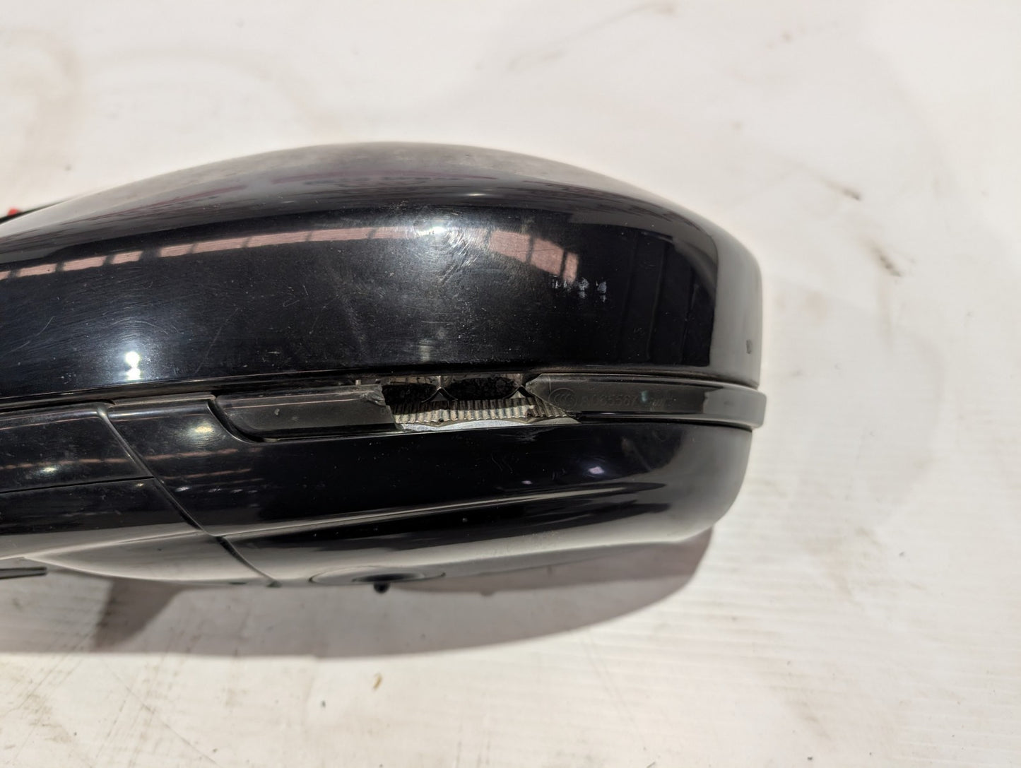 DISCOVERY SPORT LEFT DOOR MIRROR, NON WATER WADING, NON MEMORY, FLASHER BROKEN