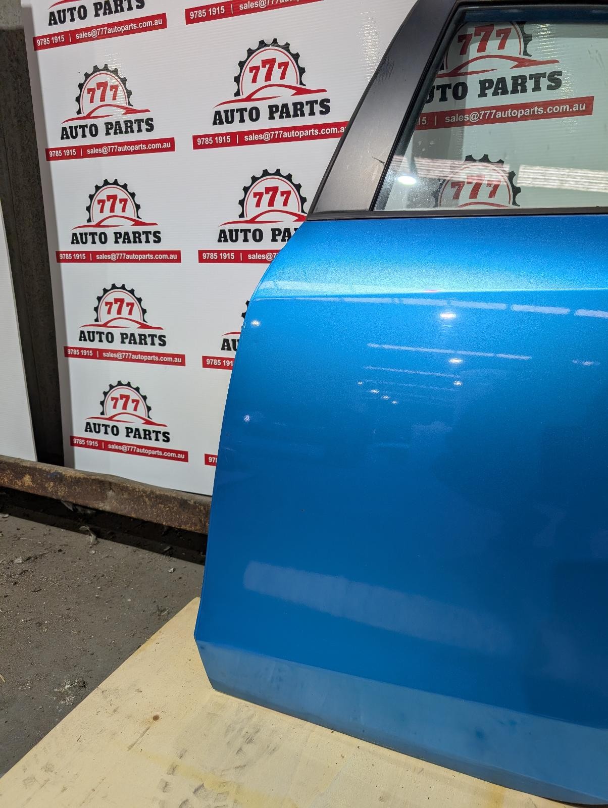 MAZDA 3 LEFT REAR DOOR BL, SEDAN, 04/09-10/13, HAS 1 DENT