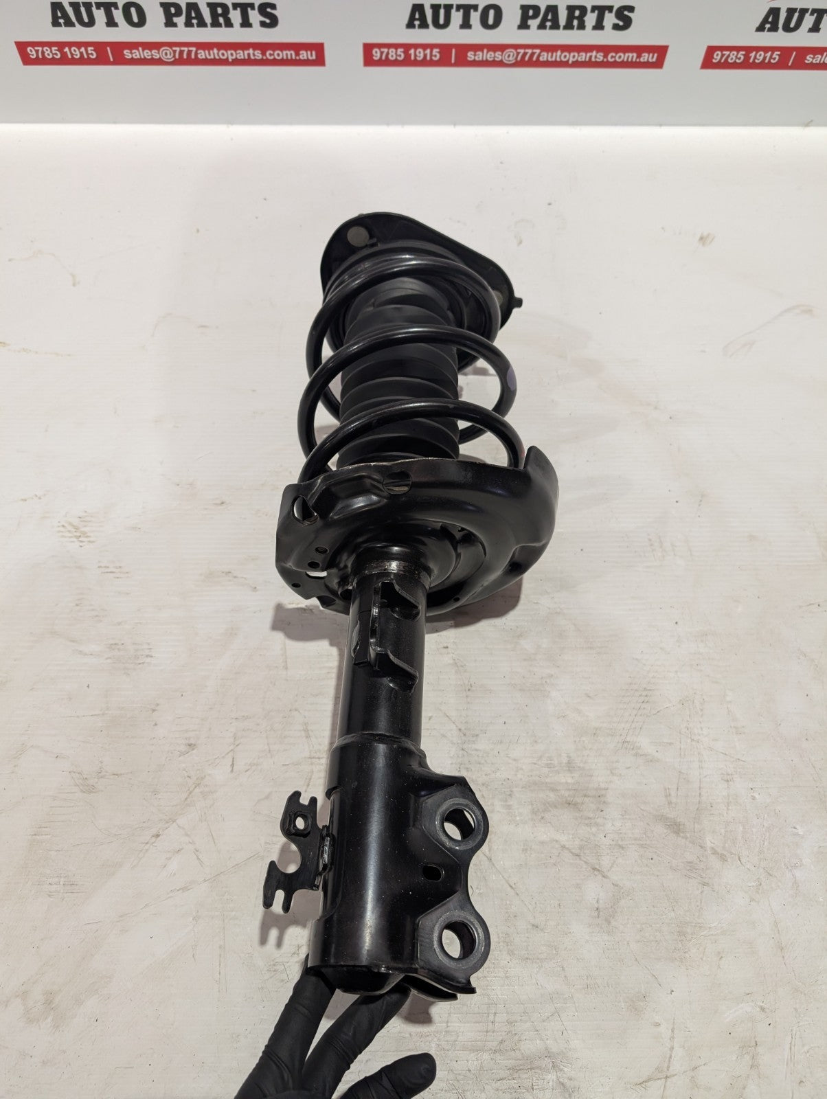 TOYOTA CAMRY LEFT FRONT STRUT XV70, NON HYBRID TYPE, 09/17-05/24 17 18 19 20 21