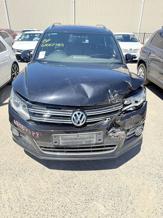 2015 Volkswagen Tiguan R