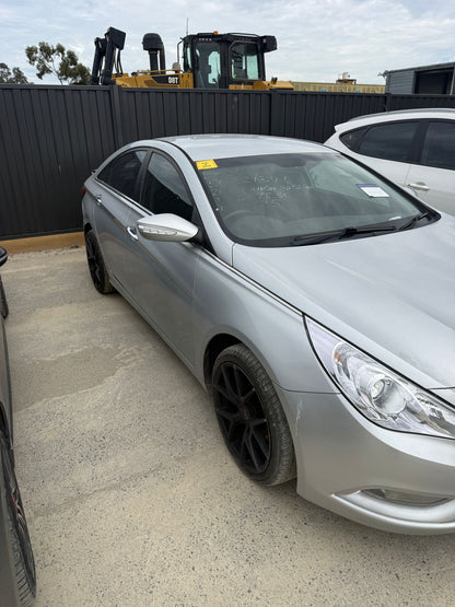 2012 Hyundai i45