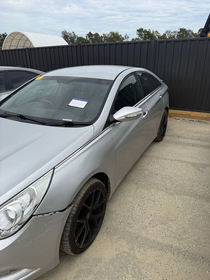 2012 Hyundai i45