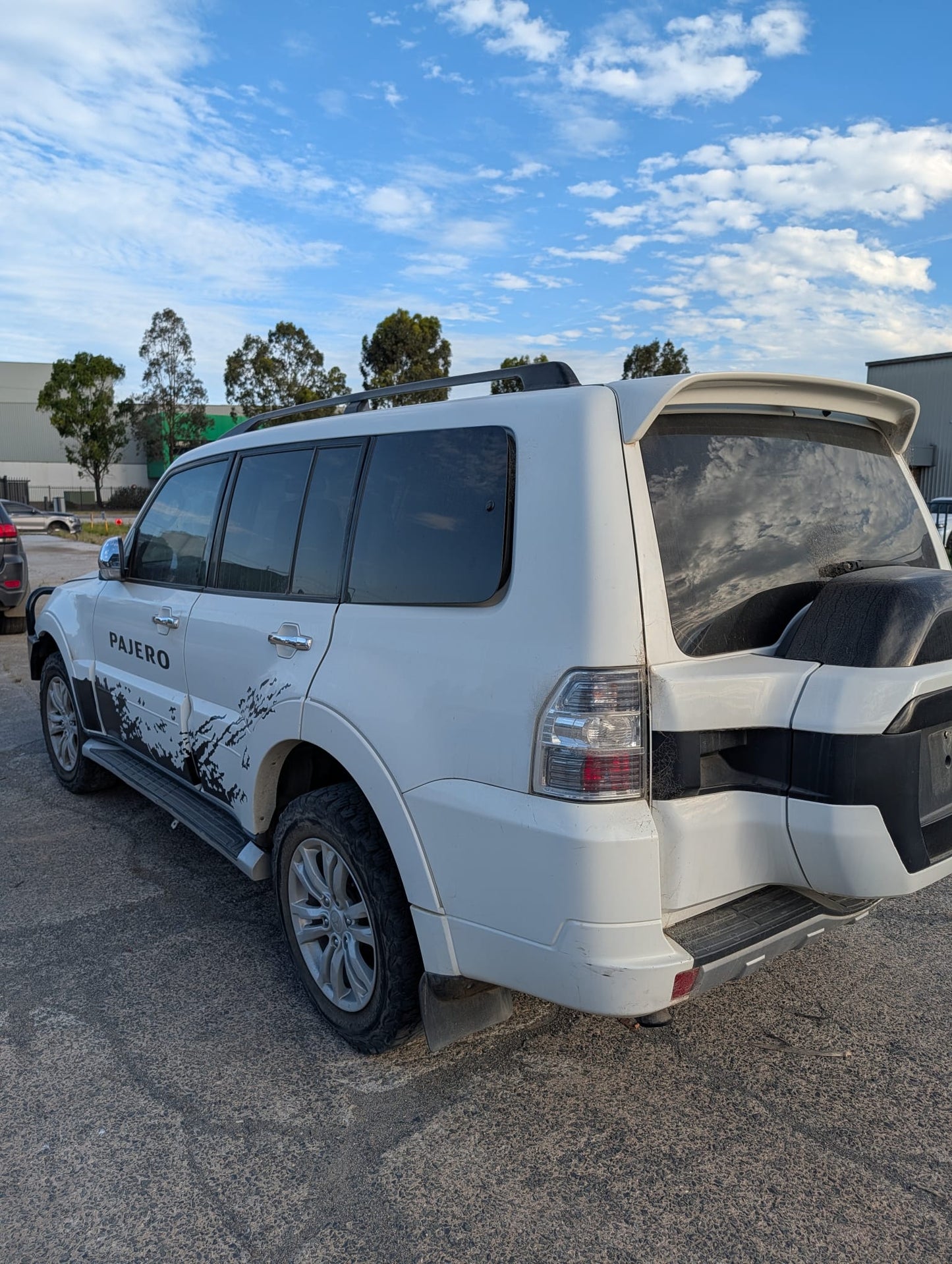 2017 Mitsubishi Pajero 3.2