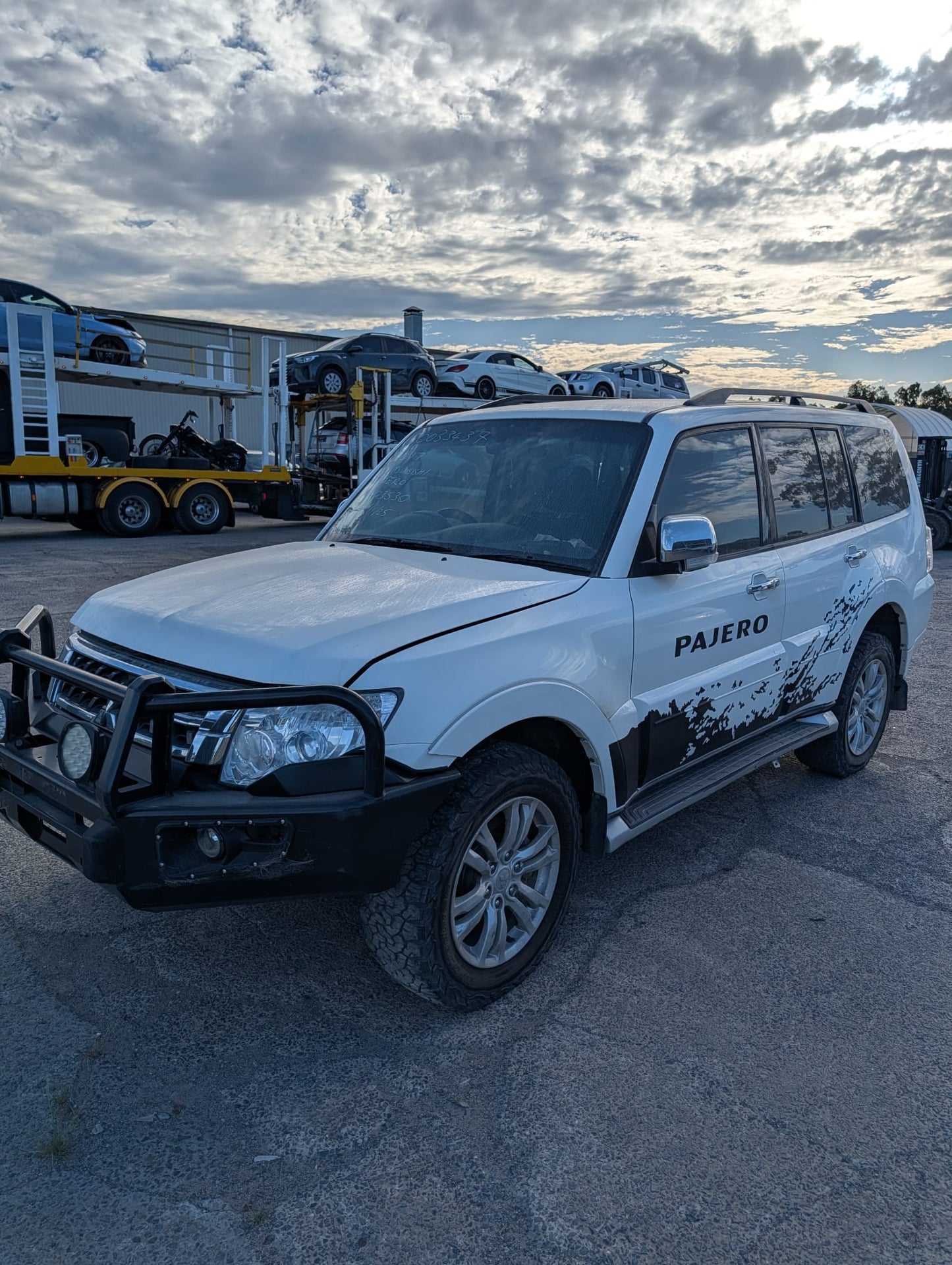 2017 Mitsubishi Pajero 3.2