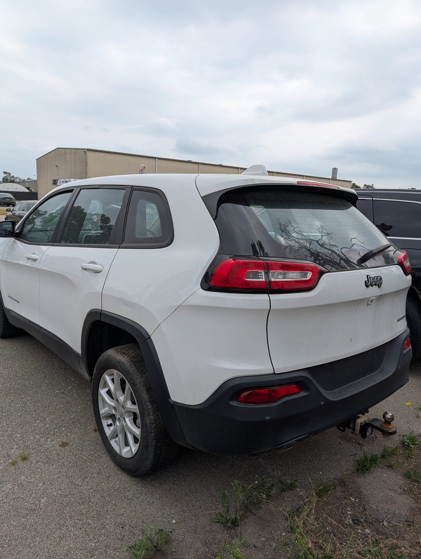 2017 Jeep Cherokee KL Sport