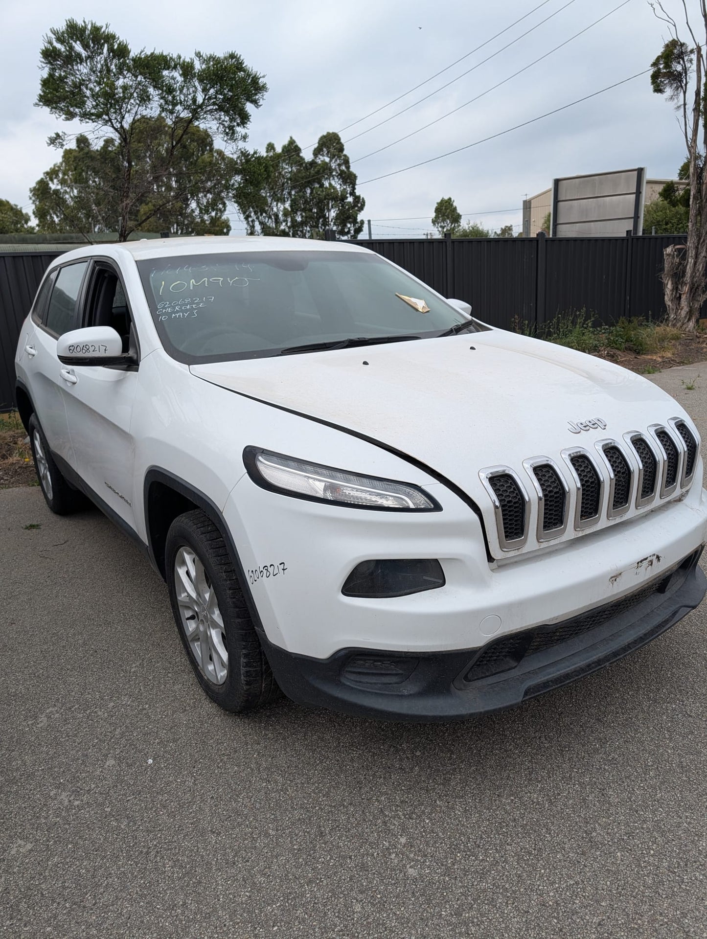 2017 Jeep Cherokee KL Sport