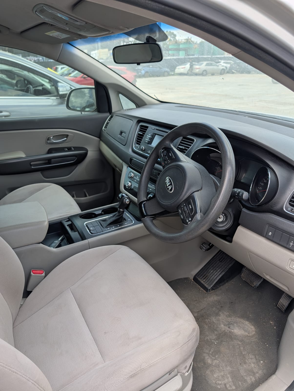 2016 KIA Carnival