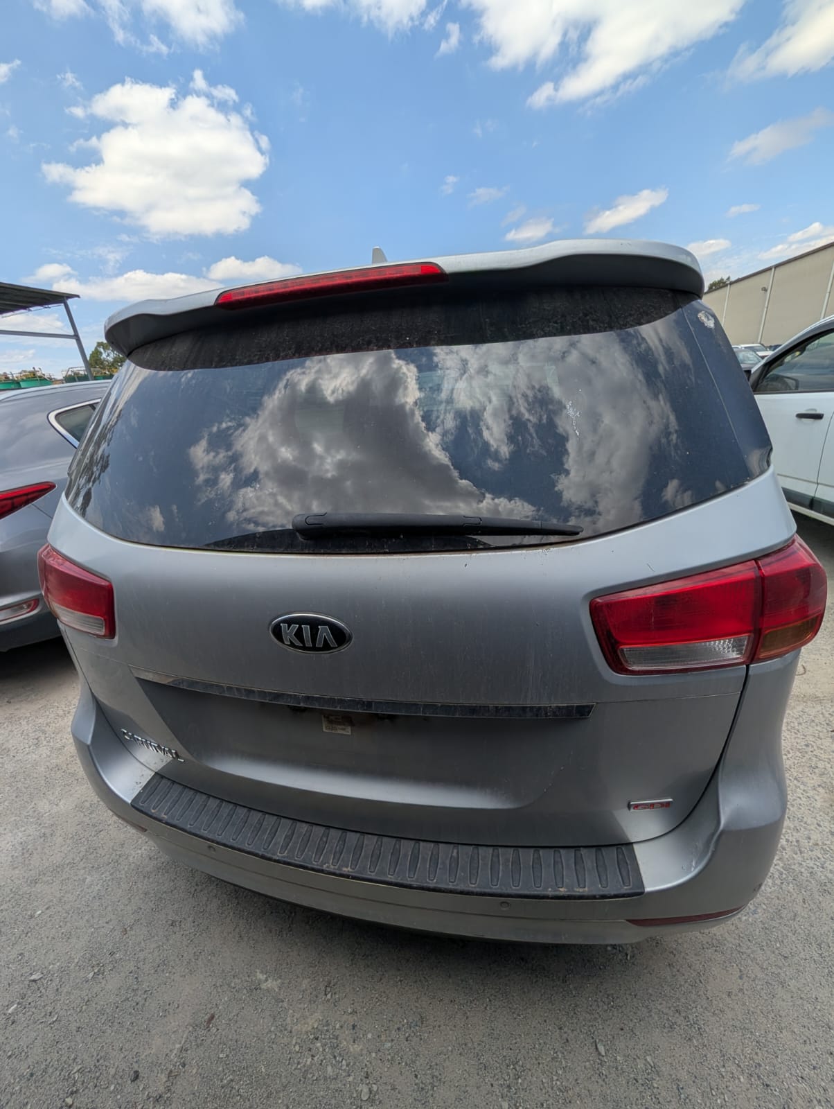 2016 KIA Carnival