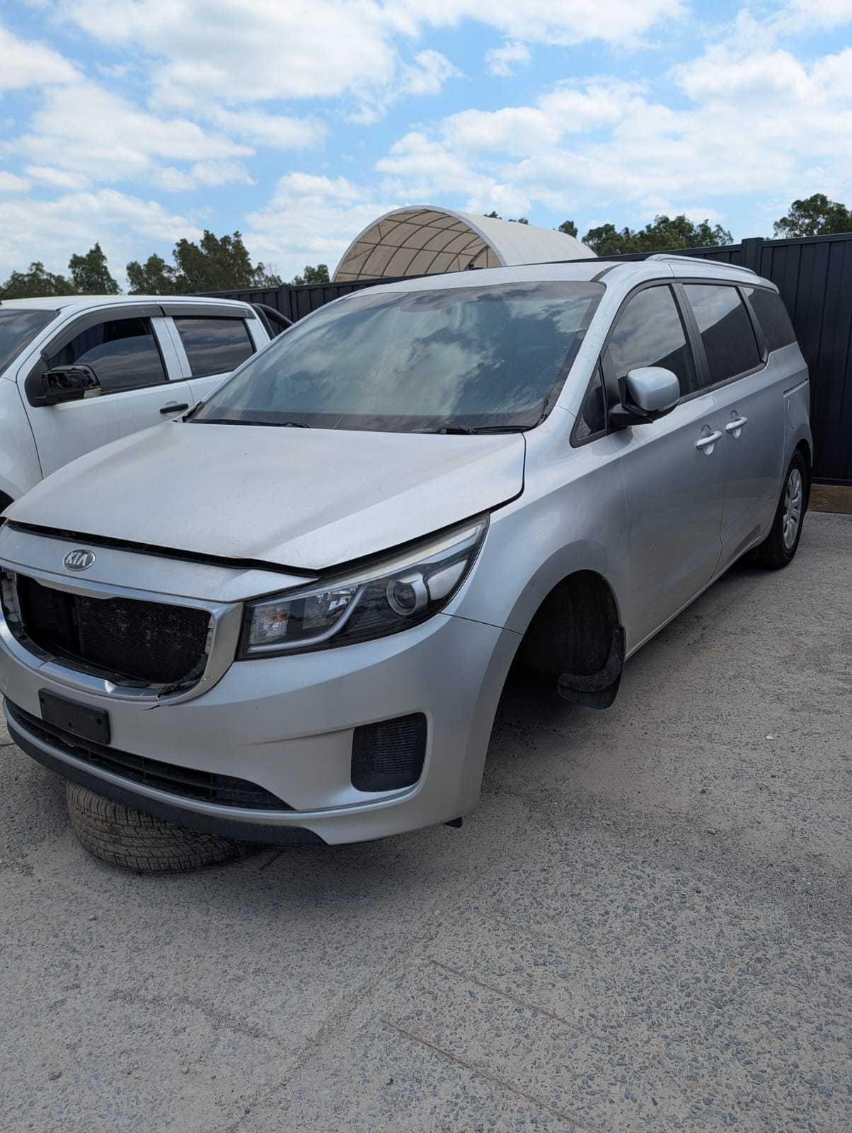 2016 KIA Carnival