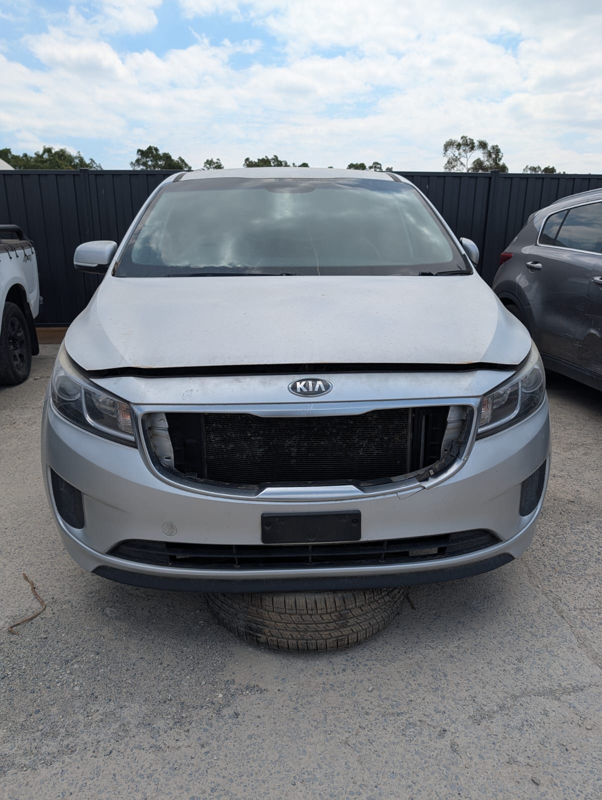 2016 KIA Carnival