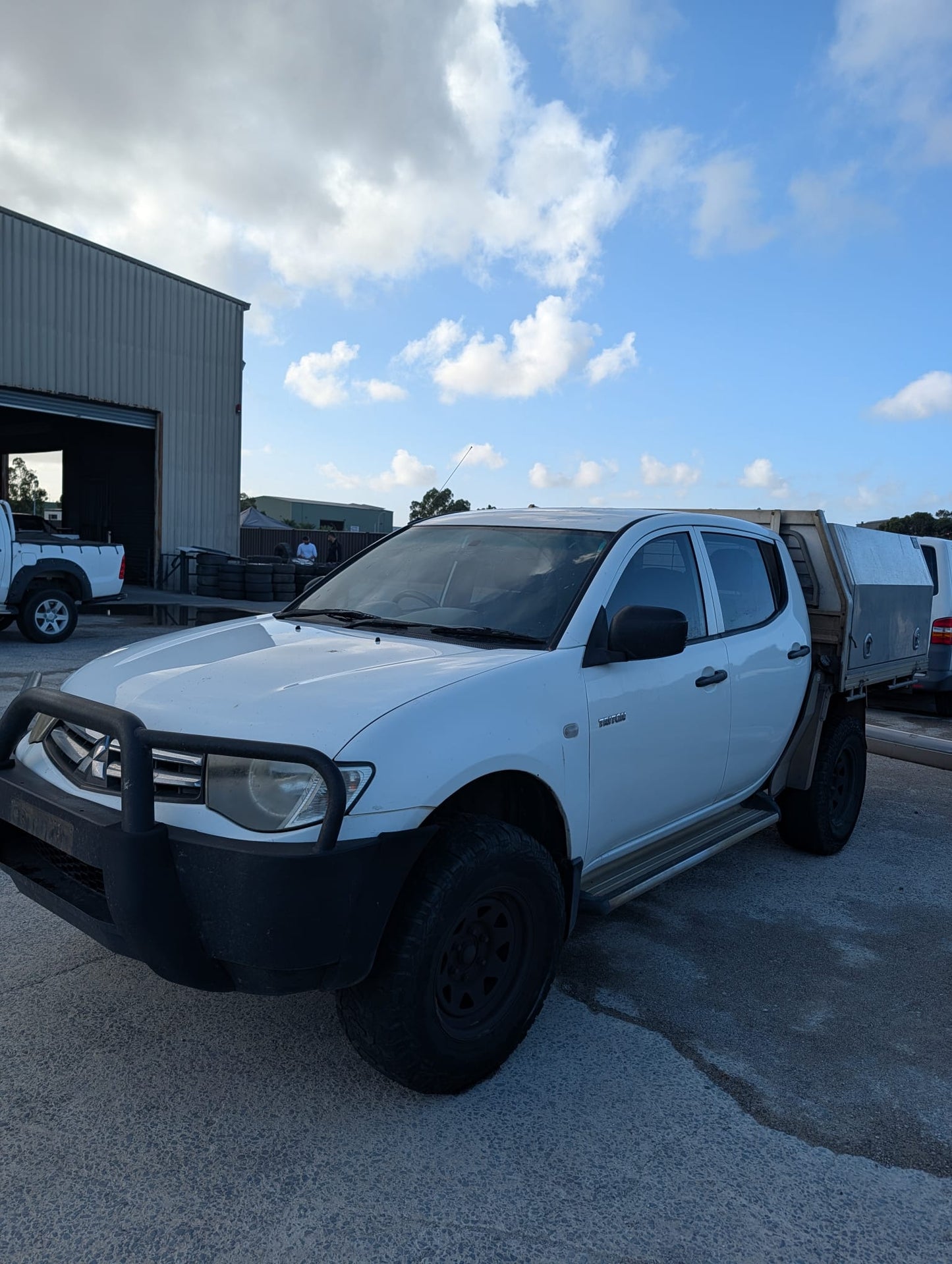 2012 Mitsubishi Triton