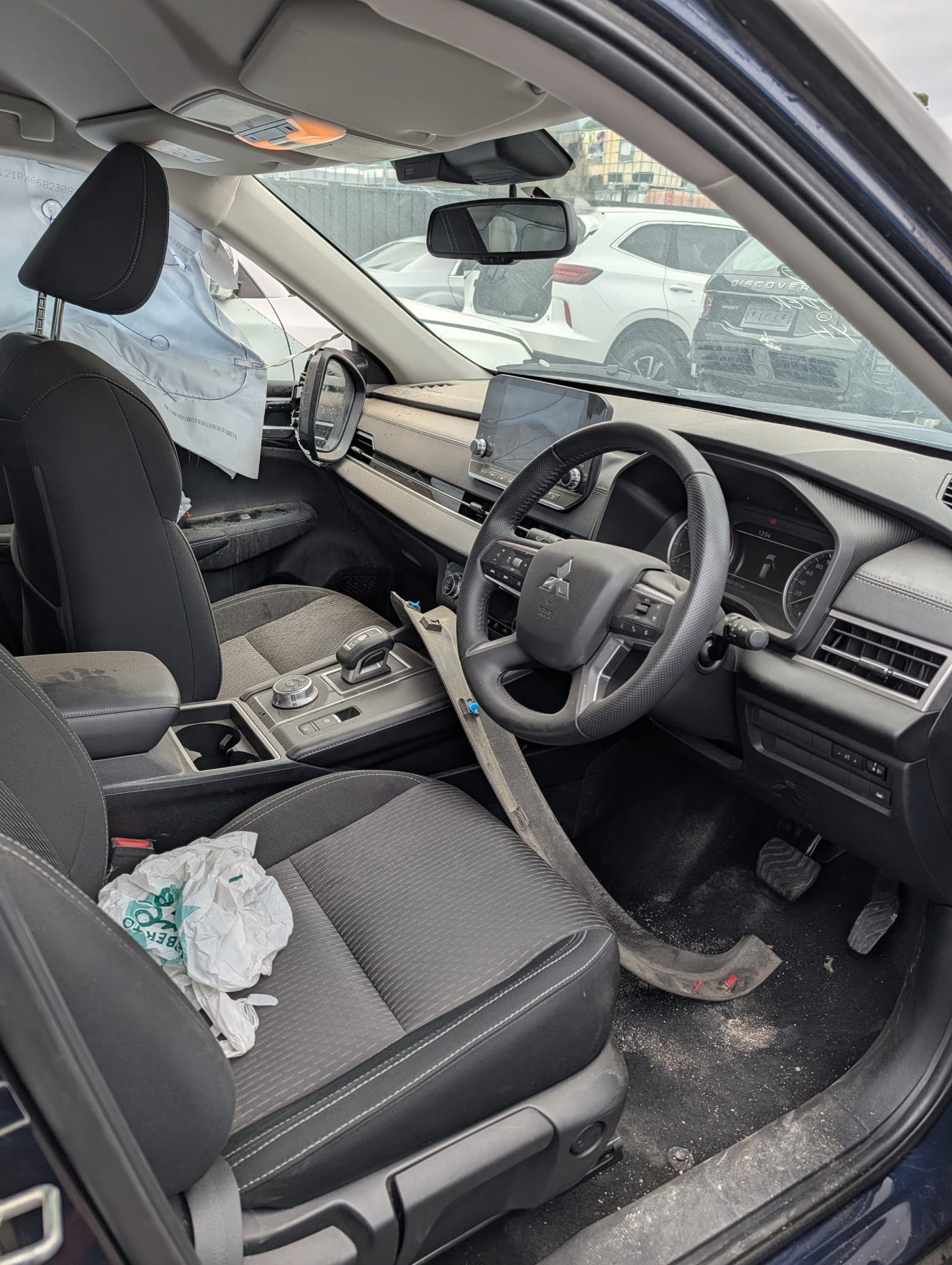 2024 Mitsubishi Outlander ZM LS