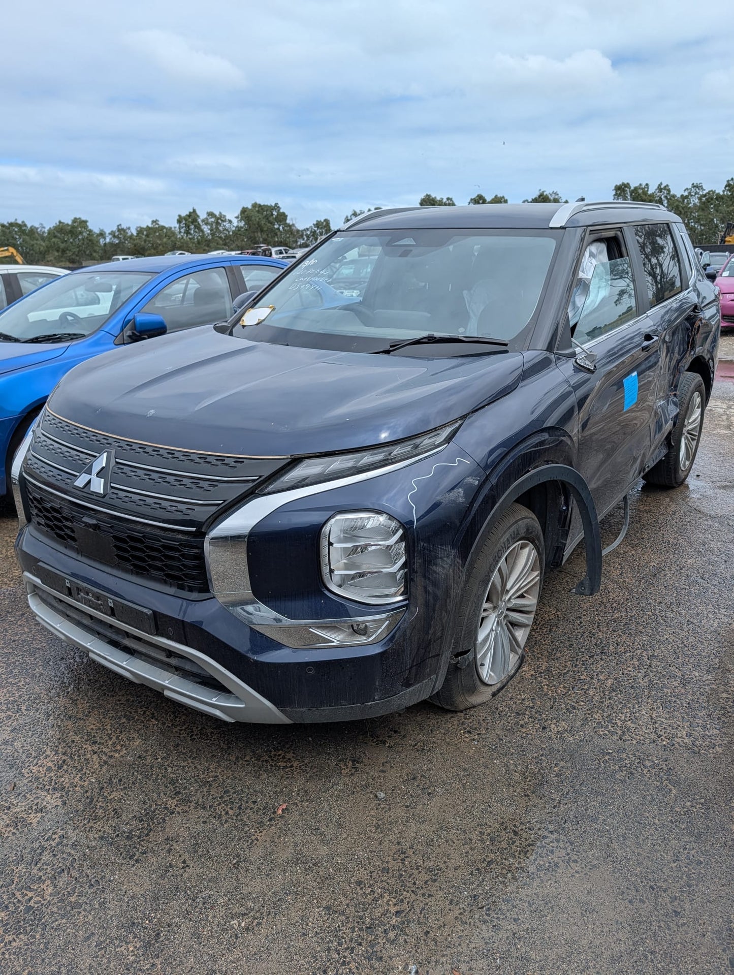 2024 Mitsubishi Outlander ZM LS