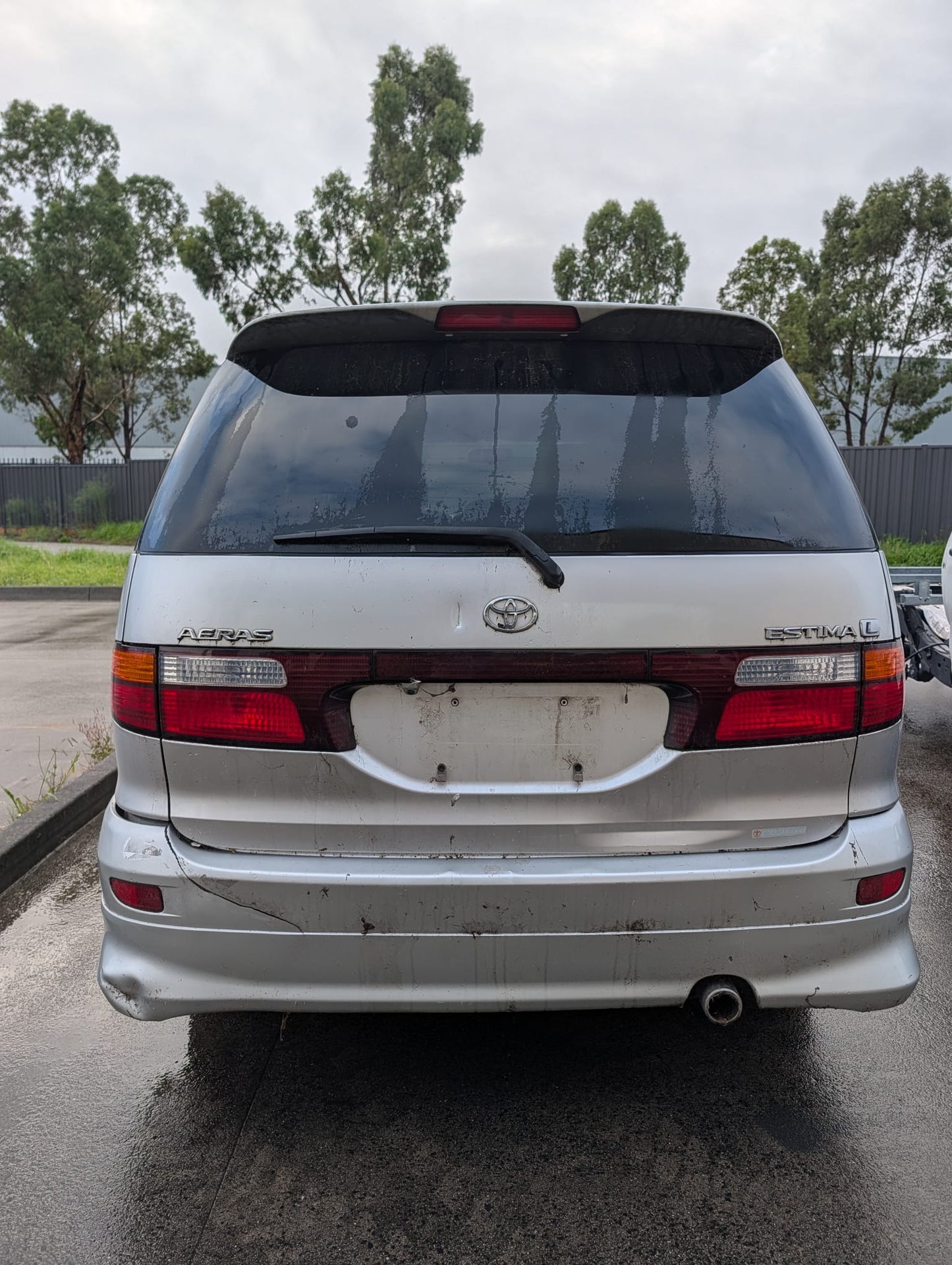 2002 Toyota Estima