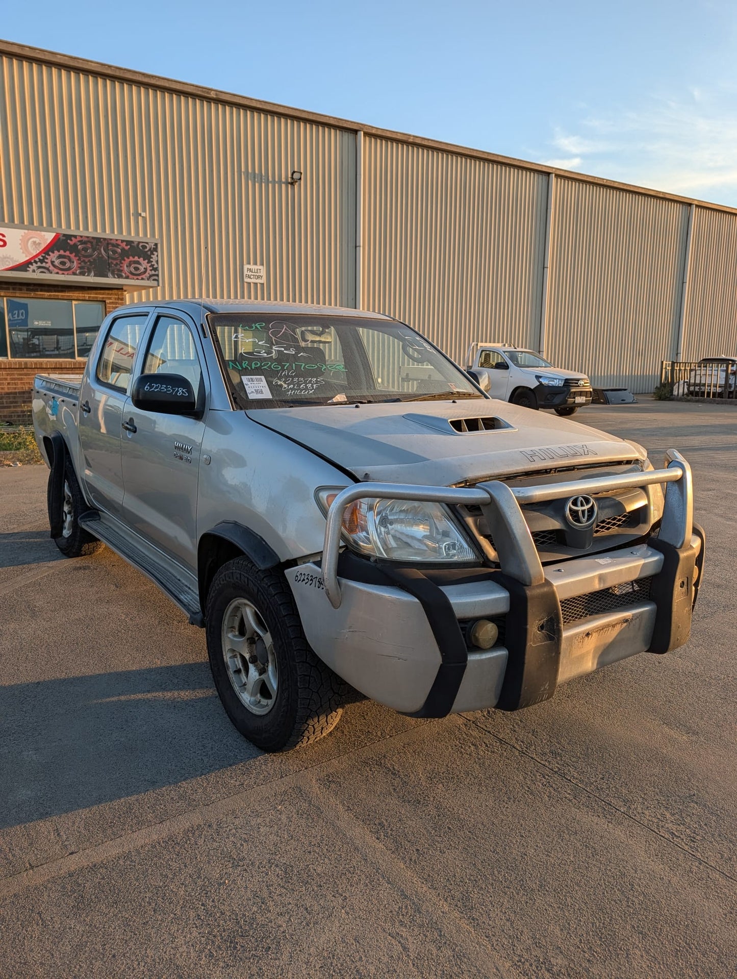 2006 Hilux SR Dual Cab