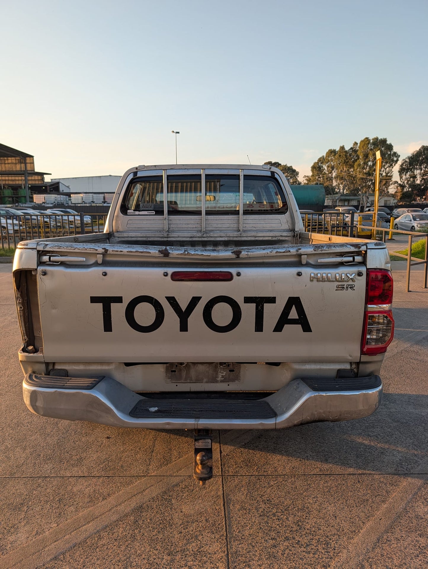 2006 Hilux SR Dual Cab
