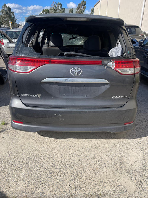 2011 Toyota Estima