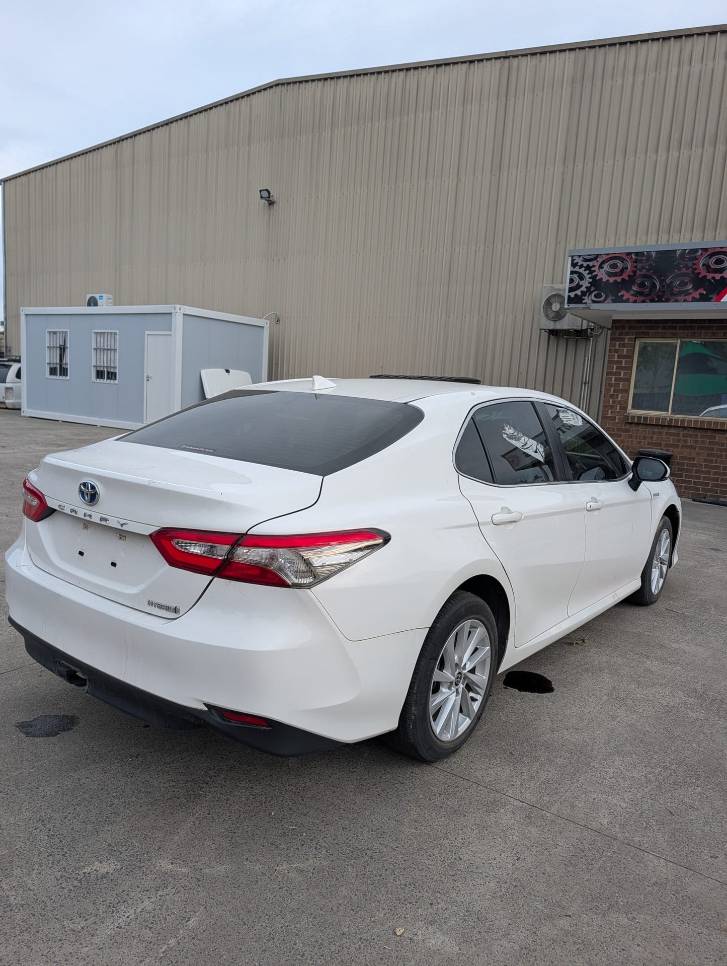 2022 Toyota Camry AXVH70R Hybrid