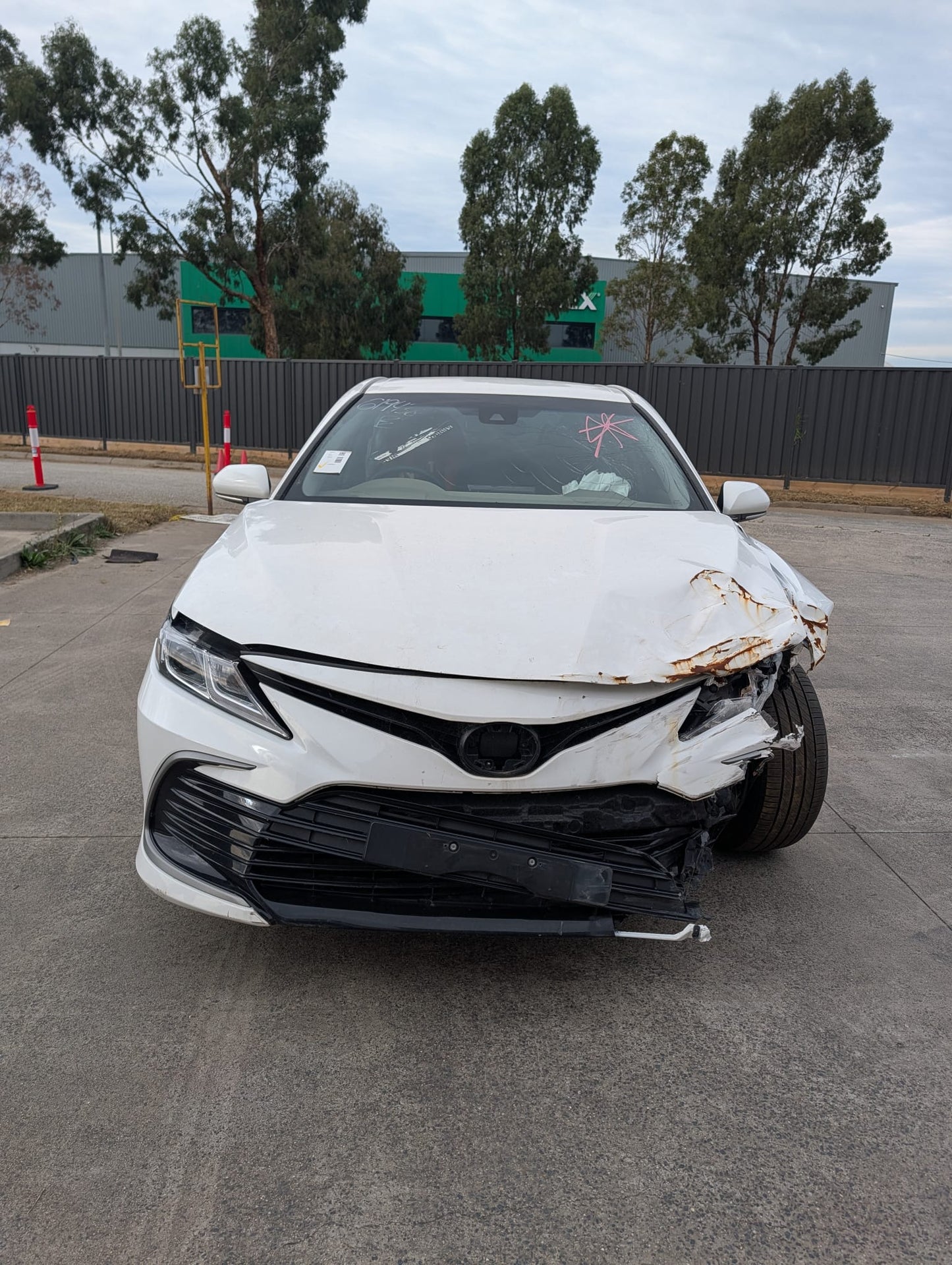 2022 Toyota Camry AXVH70R Hybrid