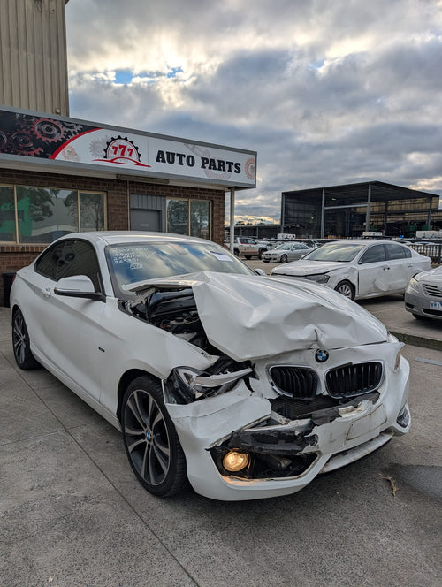2015 BMW 2 Series Coupe 220i Sport Line