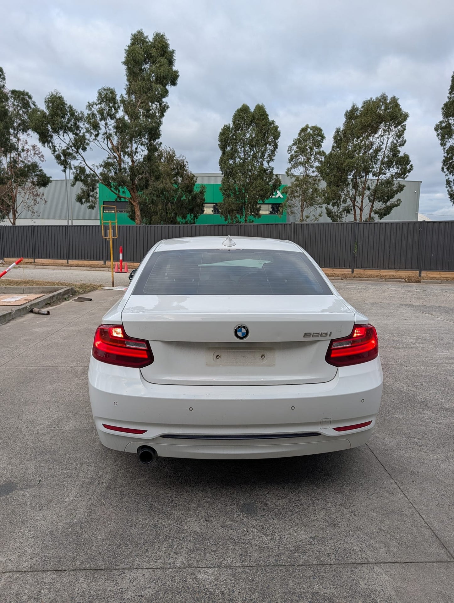2015 BMW 2 Series Coupe 220i Sport Line