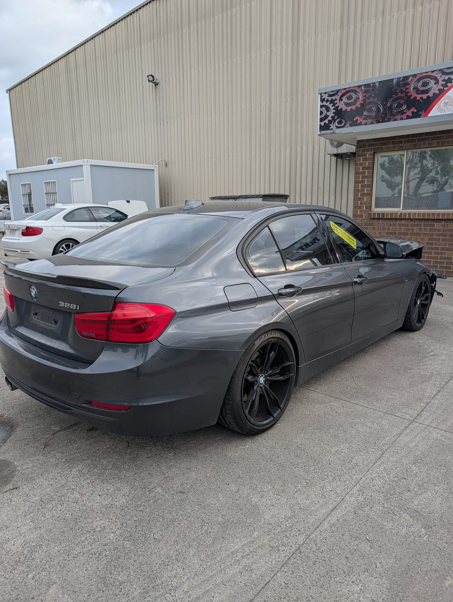 2013 BMW 3 Series 2.0 328i