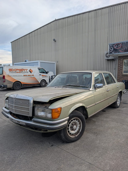 1977 Mercedes-Benz 450 SEL - Wrecking (#220)