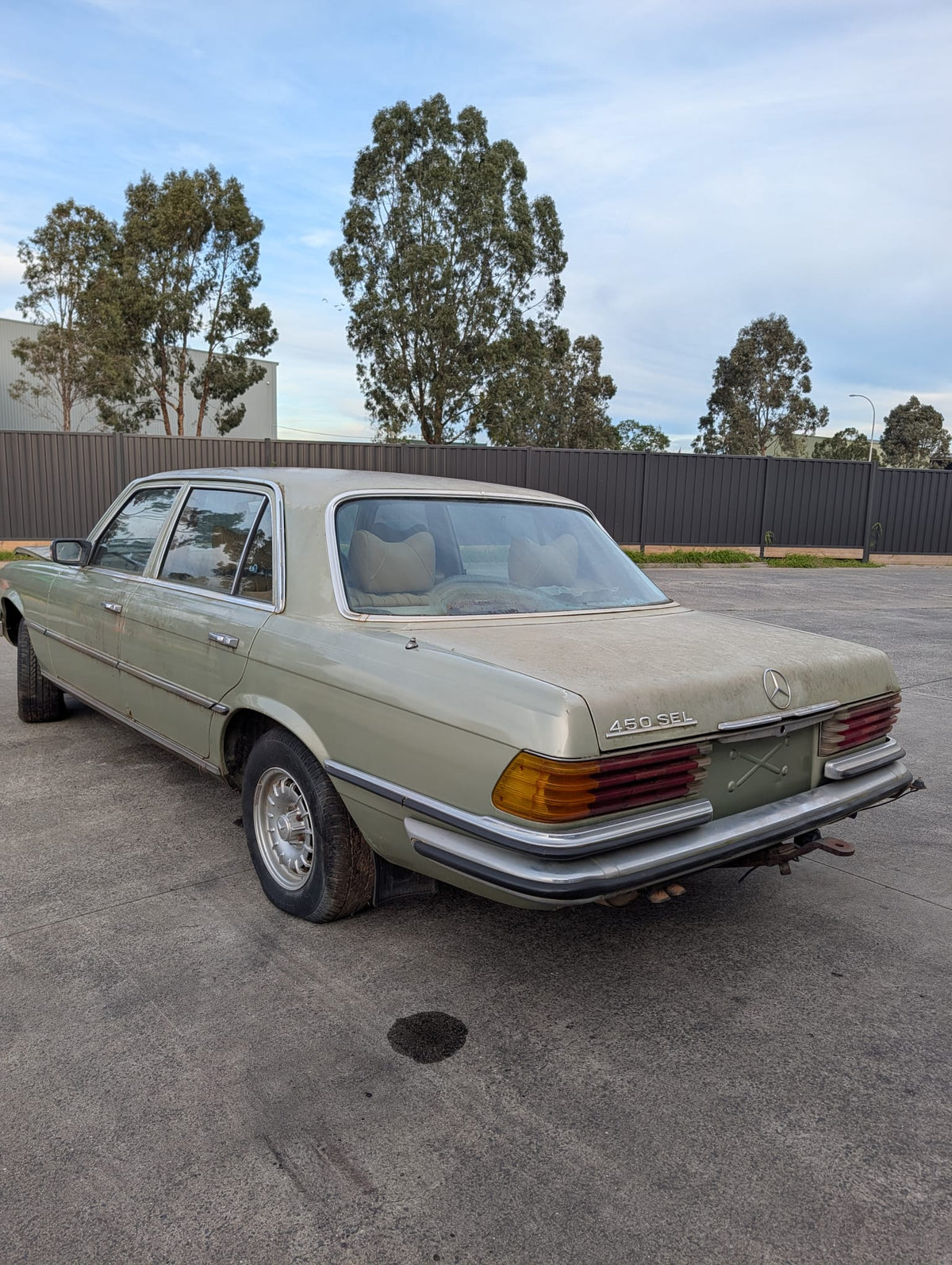1977 Mercedes-Benz 450 SEL - Wrecking (#220)