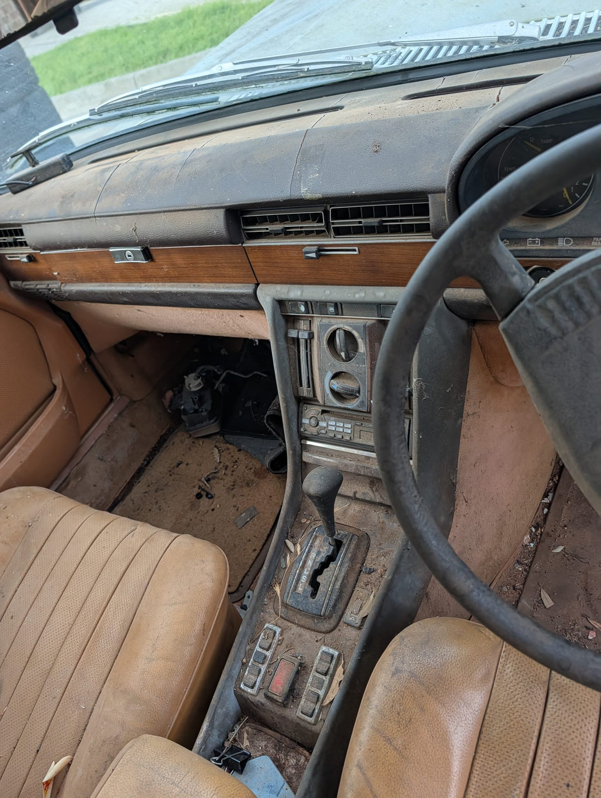 1977 Mercedes-Benz 450 SEL - Wrecking (#220)