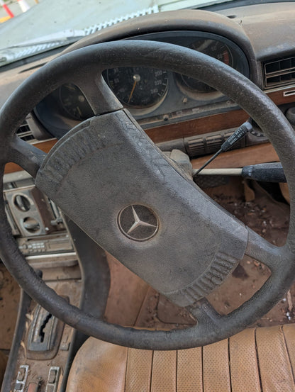 1977 Mercedes-Benz 450 SEL - Wrecking (#220)